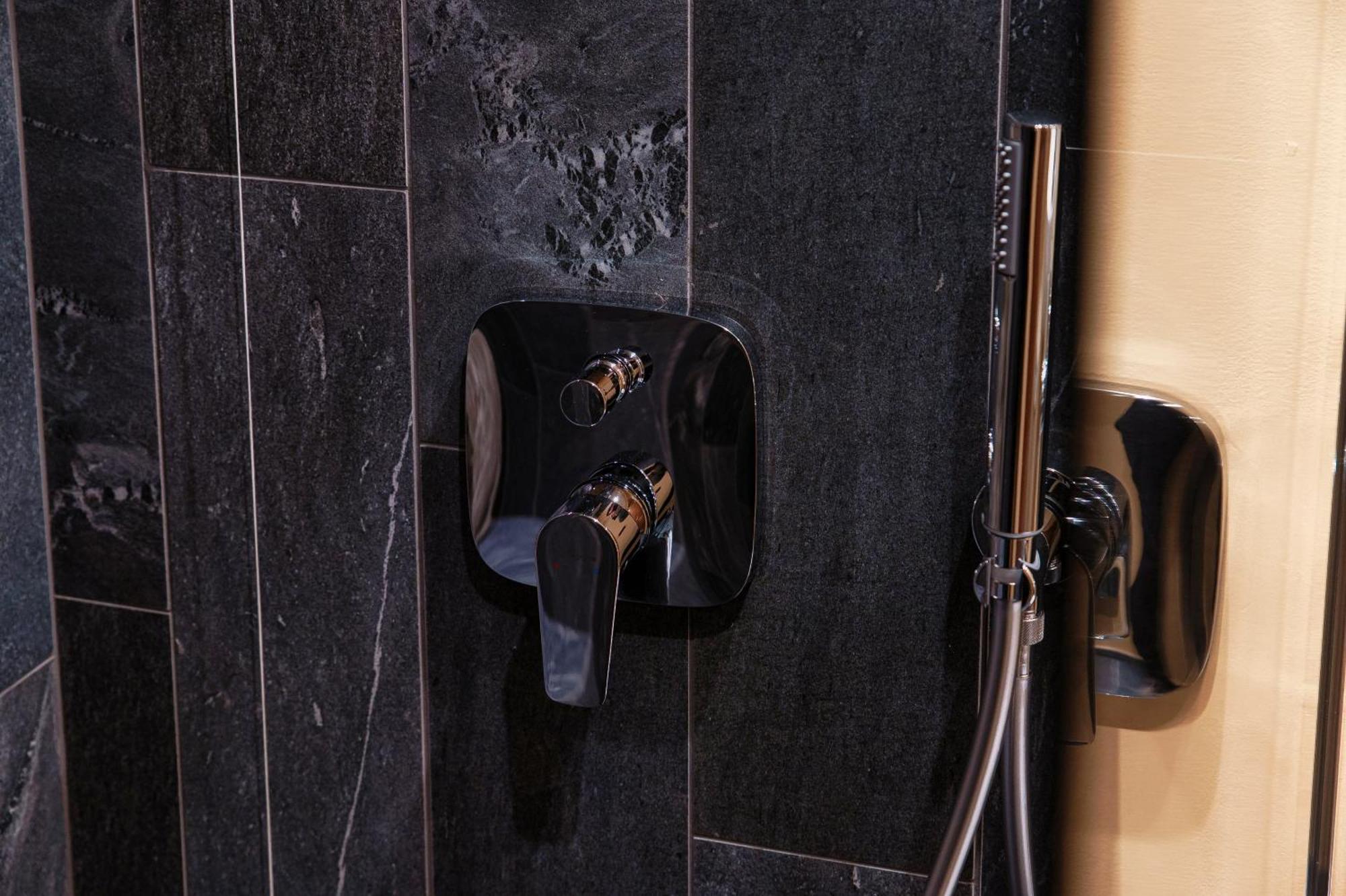 Crotto Polirolo - The House Of Travelers Apartment Cernobbio Luaran gambar